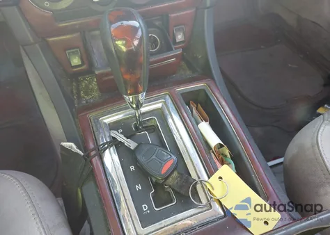 2006 Chrysler 300C from USA, damaged, VIN 2C3KA63H46H138840